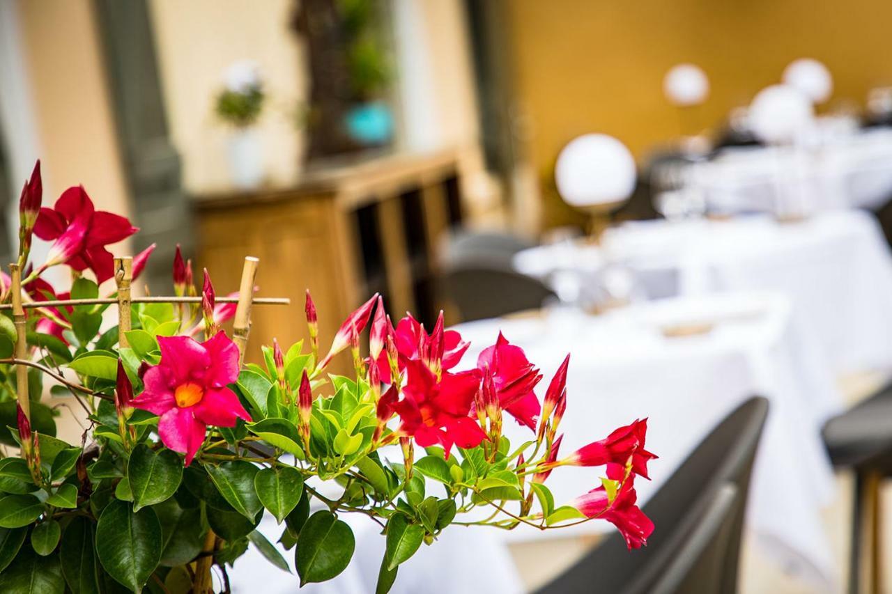Hotel Restaurant Gastronomique La Huchette Replonges Luaran gambar